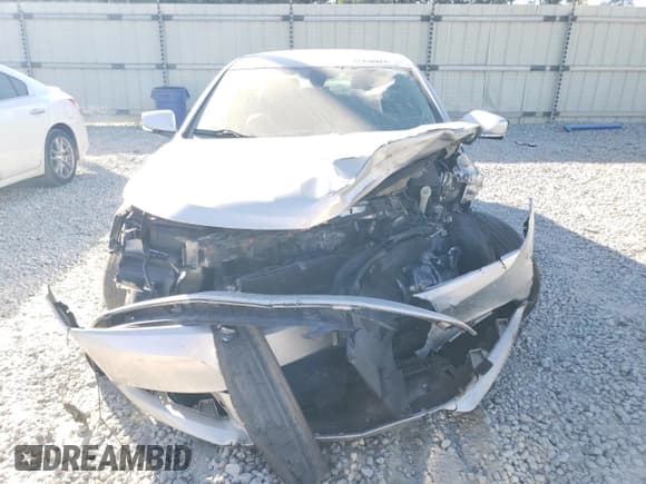 ✅ 2014 Chevrolet Impala LT • VIN: 2G1125S31E9103761 • Лот: 77458524. Опубликован ранее на Copart с пробегом 264 689 миль. Бесплатный доступ к архиву аукционных продаж из США и подробный отчёт об истории автомобиля на DreamBid. Изображение 5.