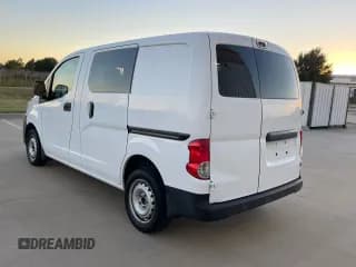 ✅ 2014 Nissan NV200 S • VIN: 3N6CM0KN8EK700260 • Lot: 91727385. Wystawiony na Copart z przebiegiem 158 074 mil. Bezpłatny archiwum sprzedaży aukcyjnych z USA i szczegółowy raport historii pojazdu na DreamBid. Zdjęcie 3.