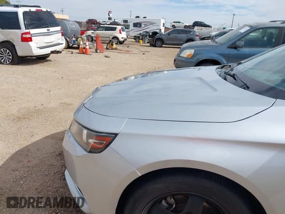 ✅ 2017 Chevrolet Impala LS • VIN: 2G11X5S32H9140727 • Lot: 43579269. Listed on IAAI with 187,308 mi. Free auction sales archive from the USA and detailed vehicle history report at DreamBid. Image 6.