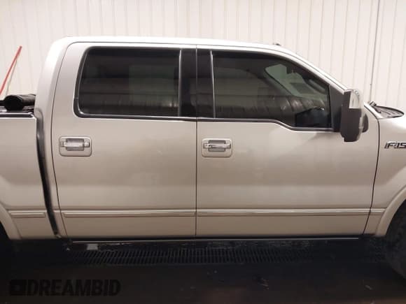 ✅ 2012 Ford F-150 Lariat • VIN: 1FTFW1E62CFA58446 • Lot: 40479842. Listed on IAAI with 100,264 mi. Free auction sales archive from the USA and detailed vehicle history report at DreamBid. Image 14.