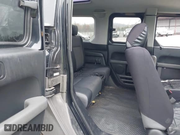 ✅ 2003 Honda Element EX • VIN: 5J6YH28593L032160 • Lot: 43754577. Listed on IAAI with Not provided. Free auction sales archive from the USA and detailed vehicle history report at DreamBid. Image 8.