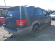 ✅ 2004 Toyota Sequoia SR5 • VIN: 5TDZT34A54S214942 • Lot: 43641261. Wystawiony na IAAI z przebiegiem 222 078 mil. Bezpłatny archiwum sprzedaży aukcyjnych z USA i szczegółowy raport historii pojazdu na DreamBid. Zdjęcie 4.