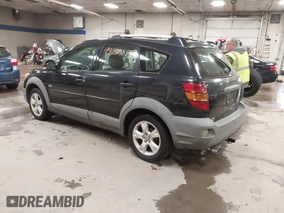 ✅ 2003 Pontiac Vibe • VIN: 5Y2SL62873Z470449 • Lot: 43839351. Wystawiony na IAAI z przebiegiem 244 735 mil. Bezpłatny archiwum sprzedaży aukcyjnych z USA i szczegółowy raport historii pojazdu na DreamBid. Zdjęcie 3.