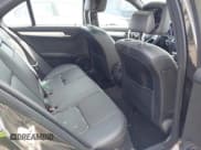 ✅ 2013 Mercedes-Benz C 300 Sport • VIN: WDDGF8AB5DR282431 • Lot: 43166289. Wystawiony na IAAI z przebiegiem 143 327 mil. Bezpłatny archiwum sprzedaży aukcyjnych z USA i szczegółowy raport historii pojazdu na DreamBid. Zdjęcie 8.