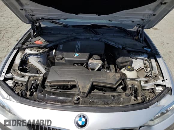 ✅ 2015 BMW 4 Series 428i • VIN: WBA4A9C52FGL86475 • Lot: 70257175. Listed on Copart with 51,357 mi. Free auction sales archive from the USA and detailed vehicle history report at DreamBid. Image 11.