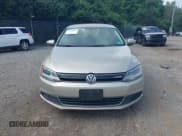 ✅ 2013 Volkswagen Jetta Hybrid SE • VIN: 3VW637AJ8DM238647 • Lot: 42733019. Listed on IAAI with 170,045 mi. Free auction sales archive from the USA and detailed vehicle history report at DreamBid. Image 6.