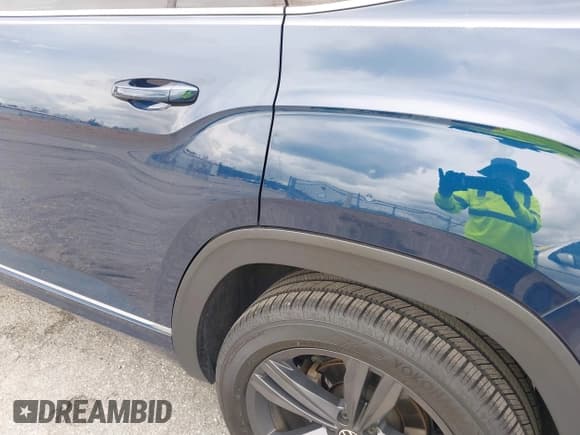 ✅ 2021 Volkswagen Atlas SE • VIN: 1V2PE2CA7MC201509 • Lot: 42657943. Wystawiony na IAAI z przebiegiem 71 197 mil. Bezpłatny archiwum sprzedaży aukcyjnych z USA i szczegółowy raport historii pojazdu na DreamBid. Zdjęcie 20.