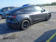 ✅ 2024 Tesla Model Y • VIN: 7SAYGDED4RF097142 • Lot: 41484729. Wystawiony na IAAI z przebiegiem 20 mil. Bezpłatny archiwum sprzedaży aukcyjnych z USA i szczegółowy raport historii pojazdu na DreamBid. Zdjęcie 4.