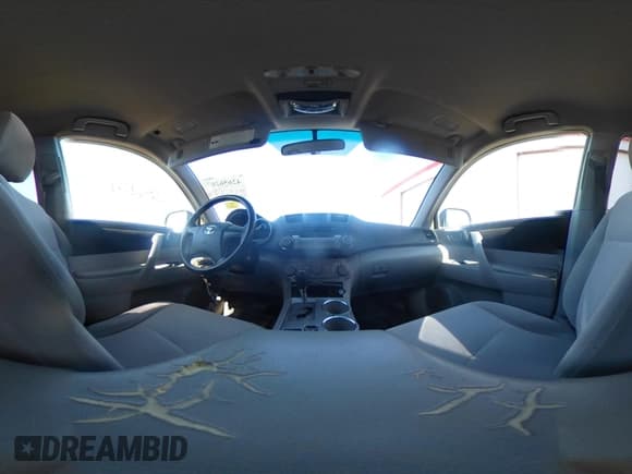 ✅ 2009 Toyota Highlander • VIN: JTEDS41A192074342 • Lot: 42656207. Listed on IAAI with 245,450 mi. Free auction sales archive from the USA and detailed vehicle history report at DreamBid. Image 18.