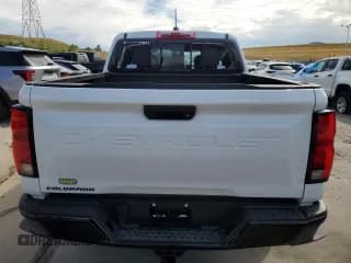 ✅ 2024 Chevrolet Colorado 4WD Z71 • VIN: 1GCPTDEK3R1160436 • Лот: 65200454. Опубликован ранее на Copart с пробегом 1 513 миль. Бесплатный доступ к архиву аукционных продаж из США и подробный отчёт об истории автомобиля на DreamBid. Изображение 6.