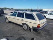 ✅ 1981 Mercedes-Benz 300 • VIN: WDBAB93A0BN004769 • Lot: 43684189. Wystawiony na IAAI z przebiegiem 306 130 mil. Bezpłatny archiwum sprzedaży aukcyjnych z USA i szczegółowy raport historii pojazdu na DreamBid. Zdjęcie 3.
