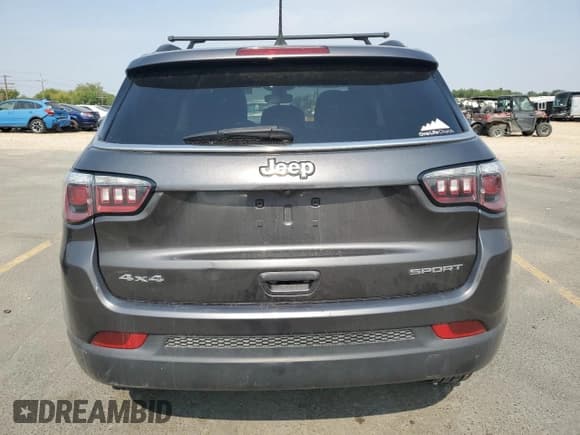 ✅ 2019 Jeep Compass Sport • VIN: 3C4NJDAB7KT712179 • Lot: 71548955. Wystawiony na Copart z przebiegiem 75 910 mil. Bezpłatny archiwum sprzedaży aukcyjnych z USA i szczegółowy raport historii pojazdu na DreamBid. Zdjęcie 6.