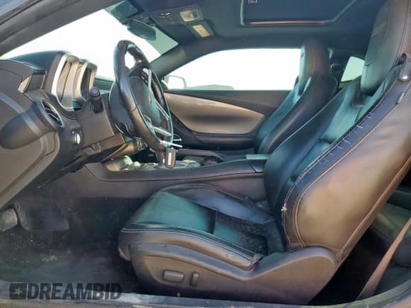 ✅ 2015 Chevrolet Camaro SS • VIN: 2G1FK1EJ3F9230988 • Lot: 84631115. Wystawiony na Copart z przebiegiem 209 282 mil. Bezpłatny archiwum sprzedaży aukcyjnych z USA i szczegółowy raport historii pojazdu na DreamBid. Zdjęcie 7.