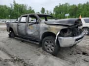 ✅ 2018 Ram 3500 SLT • VIN: 3C63R3DLXJG141770 • Lot: 56014885. Wystawiony na Copart z przebiegiem Nie podano. Bezpłatny archiwum sprzedaży aukcyjnych z USA i szczegółowy raport historii pojazdu na DreamBid. Zdjęcie 4.