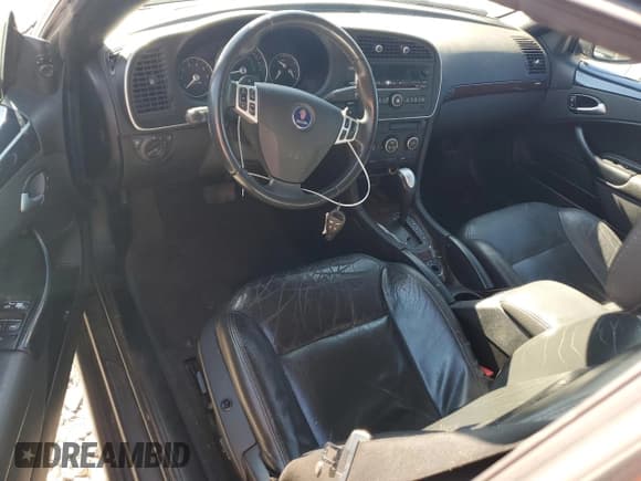 ✅ 2011 Saab 9-3 • VIN: YS3FA7CY1B1309080 • Лот: 80872715. Опубликован ранее на Copart с пробегом 122 153 миль. Бесплатный доступ к архиву аукционных продаж из США и подробный отчёт об истории автомобиля на DreamBid. Изображение 8.