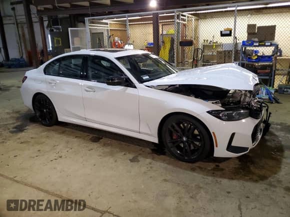 2024 BMW 3 Series M340i z VIN 3MW49FS08R8E78092, wystawiony jako Copart lot #86424804 z przebiegiem Nie podano mil oraz Szkoda całkowita • Salvage title. Historia ofert i sprzedaży dostępna na DreamBid. Obrazek 4.