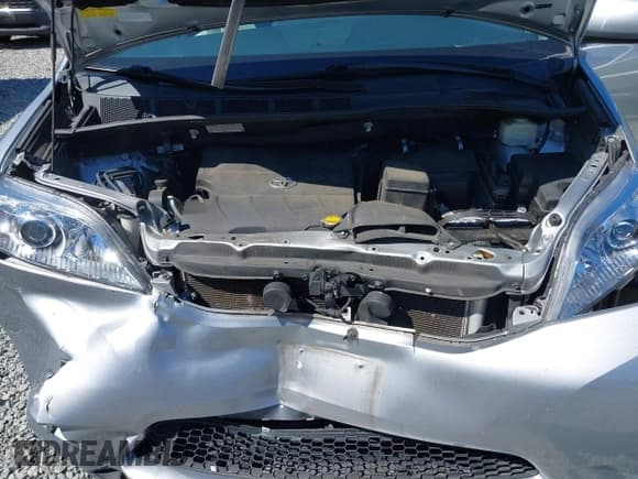 ✅ 2015 Toyota Sienna Limited • VIN: 5TDDK3DC5FS126524 • Lot: 42724732. Listed on IAAI with 98,946 mi. Free auction sales archive from the USA and detailed vehicle history report at DreamBid. Image 10.