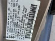 ✅ 2006 Honda CR-V LX • VIN: JHLRD68556C011956 • Lot: 92381125. Wystawiony na Copart z przebiegiem 123 427 mil. Bezpłatny archiwum sprzedaży aukcyjnych z USA i szczegółowy raport historii pojazdu na DreamBid. Zdjęcie 13.