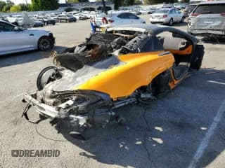 ✅ 2019 McLaren 570S • VIN: SBM13FAA4KW007983 • Lot: 64694102. Wystawiony na Copart z przebiegiem Nie podano. Bezpłatny archiwum sprzedaży aukcyjnych z USA i szczegółowy raport historii pojazdu na DreamBid. Zdjęcie 4.