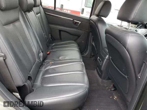 ✅ 2007 Hyundai Santa Fe SE • VIN: 5NMSH73E77H053306 • Lot: 41398685. Listed on Copart with 172,357 mi. Free auction sales archive from the USA and detailed vehicle history report at DreamBid. Image 11.