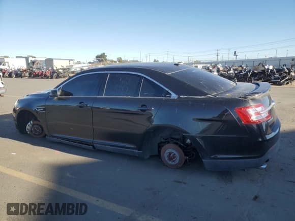 ✅ 2013 Ford Taurus SHO • VIN: 1FAHP2KT3DG169563 • Lot: 87236185. Wystawiony na Copart z przebiegiem 83 474 mil. Bezpłatny archiwum sprzedaży aukcyjnych z USA i szczegółowy raport historii pojazdu na DreamBid. Zdjęcie 2.