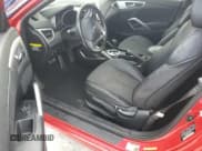 ✅ 2016 Hyundai Veloster • VIN: KMHTC6AD0GU299870 • Lot: 70583364. Wystawiony na Copart z przebiegiem 146 896 mil. Bezpłatny archiwum sprzedaży aukcyjnych z USA i szczegółowy raport historii pojazdu na DreamBid. Zdjęcie 8.