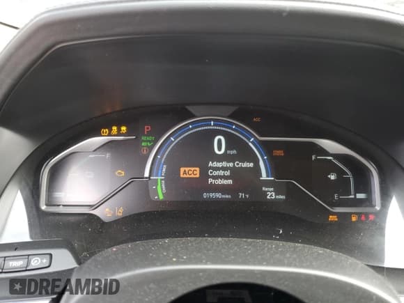 ✅ 2018 Honda Clarity Touring • VIN: JHMZC5F36JC005327 • Lot: 65470065. Wystawiony na Copart z przebiegiem 19 590 mil. Bezpłatny archiwum sprzedaży aukcyjnych z USA i szczegółowy raport historii pojazdu na DreamBid. Zdjęcie 9.