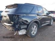 ✅ 2022 Ford Explorer XLT • VIN: 1FMSK8DH3NGB69053 • Lot: 43715298. Wystawiony na IAAI z przebiegiem 61 493 mil. Bezpłatny archiwum sprzedaży aukcyjnych z USA i szczegółowy raport historii pojazdu na DreamBid. Zdjęcie 4.