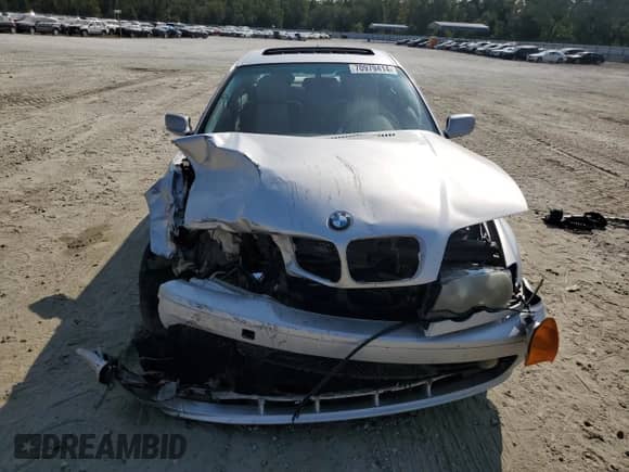 2000 BMW 3 Series 323Ci с VIN WBABM3343YJN81364, выставлен на аукционе Copart как лот 53440575 с пробегом Не указан миль и Списание • Salvage title. История ставок и продаж доступна на DreamBid. Изображение 5.