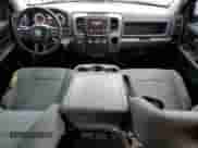 2018 Ram 1500 Express z VIN 1C6RR7KG2JS142685, wystawiony jako Copart lot #52953745 z przebiegiem 192 813 mil mil oraz Nie do naprawy • Non repairable. Historia ofert i sprzedaży dostępna na DreamBid. Obrazek 8.