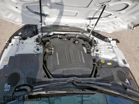 ✅ 2023 Jaguar F-Type R • VIN: SAJD51FE7PCK81414 • Lot: 67563405. Wystawiony na Copart z przebiegiem 5 333 mil. Bezpłatny archiwum sprzedaży aukcyjnych z USA i szczegółowy raport historii pojazdu na DreamBid. Zdjęcie 11.