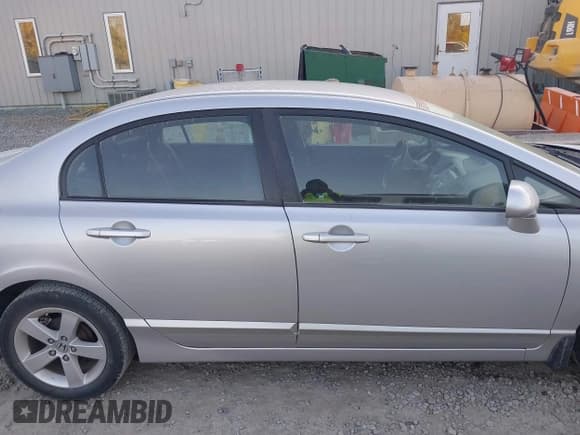 ✅ 2011 Honda Civic LX-S • VIN: 19XFA1F65BE034230 • Лот: 43621851. Опубликован ранее на IAAI с пробегом 92 095 миль. Бесплатный доступ к архиву аукционных продаж из США и подробный отчёт об истории автомобиля на DreamBid. Изображение 13.