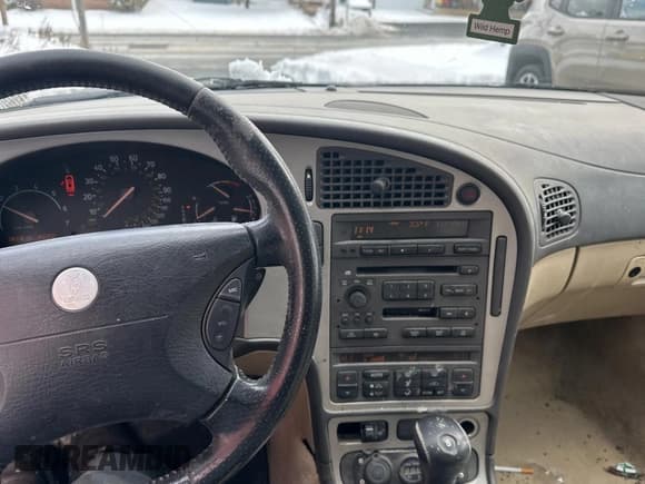 ✅ 2003 Saab 9-5 Aero Sport • VIN: YS3EH59G133044662 • Лот: 44933465. Опубликован ранее на Copart с пробегом 180 816 миль. Бесплатный доступ к архиву аукционных продаж из США и подробный отчёт об истории автомобиля на DreamBid. Изображение 9.