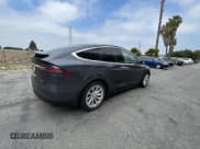 ✅ 2016 Tesla Model X 70D • VIN: 5YJXCAE2XGF019835 • Lot: 61063005. Wystawiony na Copart z przebiegiem 142 707 mil. Bezpłatny archiwum sprzedaży aukcyjnych z USA i szczegółowy raport historii pojazdu na DreamBid. Zdjęcie 4.