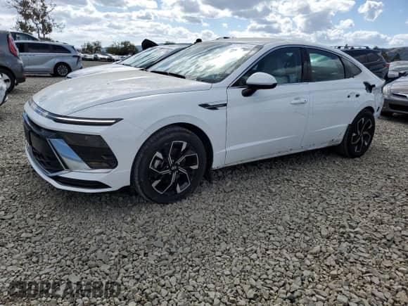 2024 Hyundai Sonata SEL z VIN KMHL64JA1RA365610, wystawiony jako Copart lot #85754545 z przebiegiem 14 130 mil mil oraz Szkoda całkowita • Salvage title. Historia ofert i sprzedaży dostępna na DreamBid. Obrazek 1.