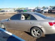 ✅ 2007 Hyundai Sonata SE • VIN: 5NPEU46F97H246670 • Lot: 43514369. Wystawiony na IAAI z przebiegiem 311 759 mil. Bezpłatny archiwum sprzedaży aukcyjnych z USA i szczegółowy raport historii pojazdu na DreamBid. Zdjęcie 14.