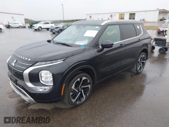 ✅ 2024 Mitsubishi Outlander SEL • VIN: JA4J4WA87RZ086278 • Lot: 43500897. Listed on IAAI with 45,324 mi. Free auction sales archive from the USA and detailed vehicle history report at DreamBid. Image 2.