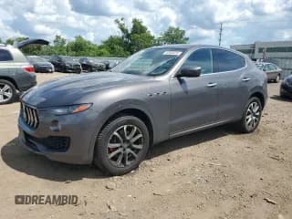 ✅ 2019 Maserati Levante • VIN: ZN661XUAXKX318607 • Lot: 62569225. Wystawiony na Copart z przebiegiem 101 066 mil. Bezpłatny archiwum sprzedaży aukcyjnych z USA i szczegółowy raport historii pojazdu na DreamBid. Zdjęcie 1.