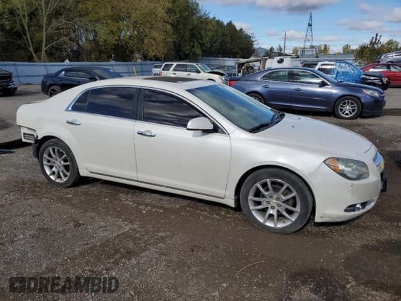 ✅ 2010 Chevrolet Malibu LTZ • VIN: 1G1ZE5E00AF174088 • Lot: 75178044. Listed on Copart with 199,014 mi. Free auction sales archive from the USA and detailed vehicle history report at DreamBid. Image 4.
