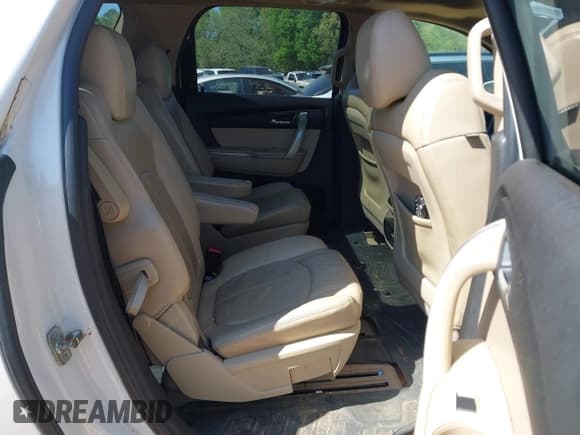 ✅ 2010 GMC Acadia SLT2 • VIN: 1GKLRNED2AJ176818 • Lot: 41995953. Listed on IAAI with 176,007 mi. Free auction sales archive from the USA and detailed vehicle history report at DreamBid. Image 8.