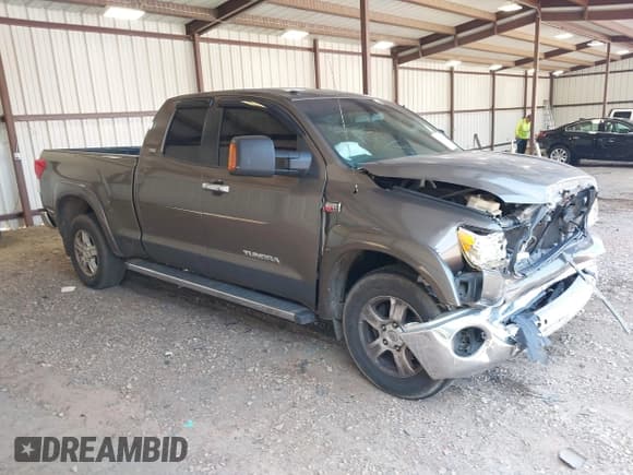 ✅ 2011 Toyota Tundra • VIN: 5TFRY5F18BX115310 • Lot: 42672291. Wystawiony na IAAI z przebiegiem 150 261 mil. Bezpłatny archiwum sprzedaży aukcyjnych z USA i szczegółowy raport historii pojazdu na DreamBid. Zdjęcie 1.