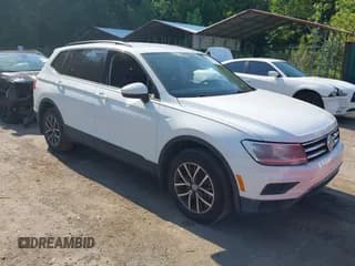 ✅ 2021 Volkswagen Tiguan S • VIN: 3VV0B7AXXMM019724 • Lot: 43010285. Wystawiony na IAAI z przebiegiem 84 840 mil. Bezpłatny archiwum sprzedaży aukcyjnych z USA i szczegółowy raport historii pojazdu na DreamBid. Zdjęcie 1.