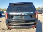 ✅ 2021 Chevrolet Suburban Premier • VIN: 1GNSKFKD9MR278135 • Lot: 90880065. Wystawiony na Copart z przebiegiem 216 548 mil. Bezpłatny archiwum sprzedaży aukcyjnych z USA i szczegółowy raport historii pojazdu na DreamBid. Zdjęcie 6.