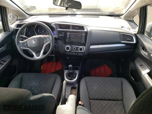 ✅ 2015 Honda Fit LX • VIN: 3HGGK5G56FM711135 • Lot: 53340805. Listed on Copart with 131,929 mi. Free auction sales archive from the USA and detailed vehicle history report at DreamBid. Image 8.