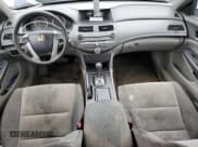 ✅ 2009 Honda Accord LX-P • VIN: 1HGCP26429A040264 • Lot: 89817935. Listed on Copart with 389,611 mi. Free auction sales archive from the USA and detailed vehicle history report at DreamBid. Image 8.