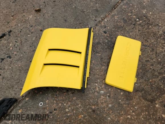 ✅ 1988 Chevrolet Corvette • VIN: 1G1YY2184J5113393 • Lot: 80194525. Listed on Copart with 124,512 mi. Free auction sales archive from the USA and detailed vehicle history report at DreamBid. Image 12.