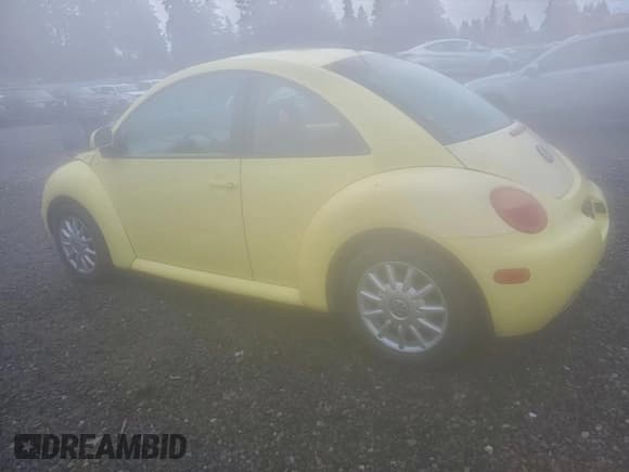 ✅ 1998 Volkswagen Beetle • VIN: 3VWBB61C9WM041955 • Lot: 95766775. Wystawiony na Copart z przebiegiem 183 028 mil. Bezpłatny archiwum sprzedaży aukcyjnych z USA i szczegółowy raport historii pojazdu na DreamBid. Zdjęcie 2.