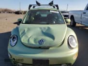 ✅ 2003 Volkswagen Beetle GLS • VIN: 3VWCD21C13M422685 • Lot: 43128335. Wystawiony na Copart z przebiegiem 274 384 mil. Bezpłatny archiwum sprzedaży aukcyjnych z USA i szczegółowy raport historii pojazdu na DreamBid. Zdjęcie 5.