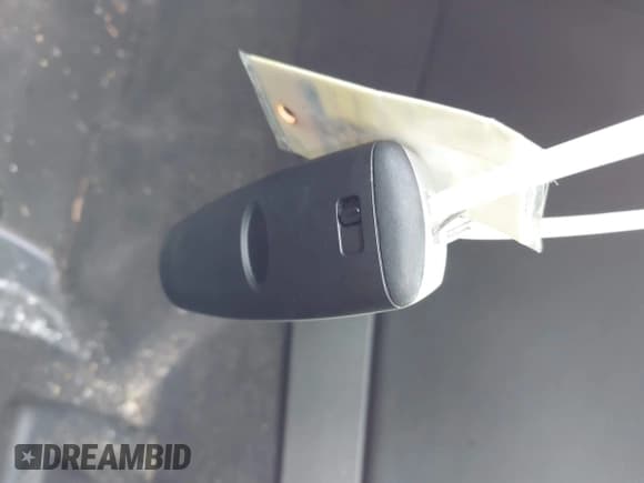 ✅ 2018 Ford Taurus SEL • VIN: 1FAHP2E84JG109858 • Lot: 42532168. Listed on IAAI with 218,304 mi. Free auction sales archive from the USA and detailed vehicle history report at DreamBid. Image 11.