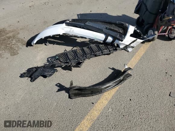 ✅ 2023 Jeep Grand Cherokee Limited • VIN: 1C4RJKBG4P8751673 • Lot: 85921685. Listed on Copart with 61,414 mi. Free auction sales archive from the USA and detailed vehicle history report at DreamBid. Image 13.